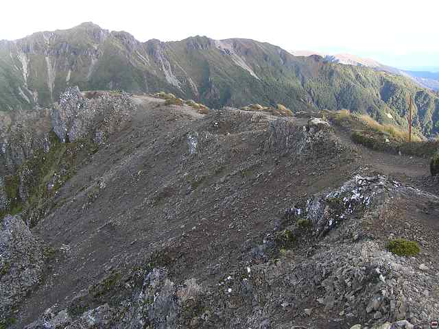 Ruahine - Sunrise Hut 048.jpg
